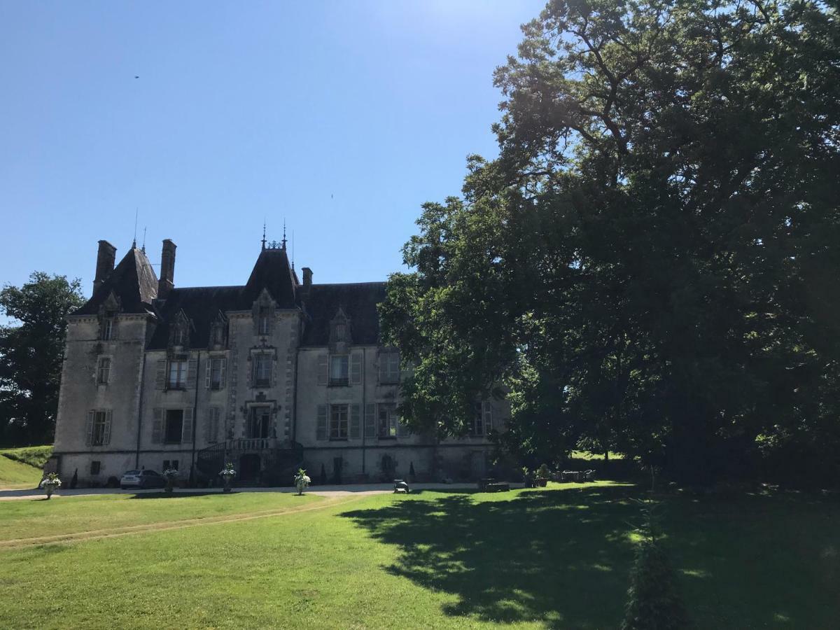 Chateau Pont Jarno B&B Champdeniers Bagian luar foto